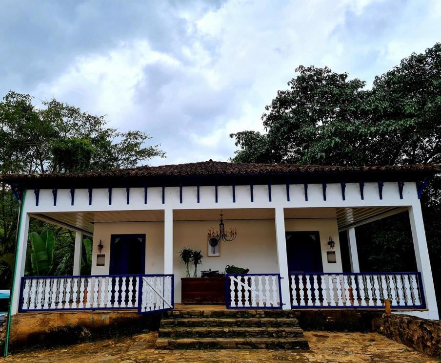 Hotel Fazenda Paciencia Santana dos Montes Exterior photo